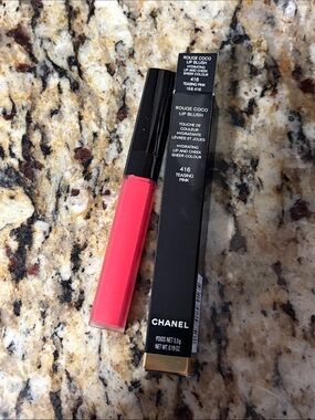 ⚡️❤️CHANEL Rouge Coco Lip Blush Teasing Pink
